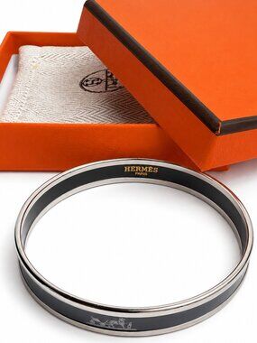 Hermès Calèche Narrow Navy Enamel Palladium Bangle Bracelet w/ Box